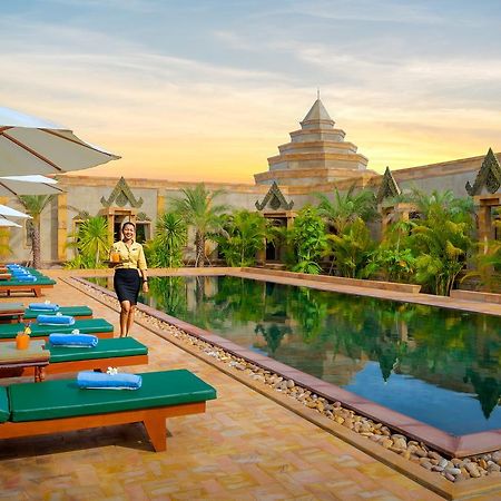 Model Temple Villa Сиемрип Экстерьер фото